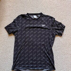 Reebok t shirt - Medium